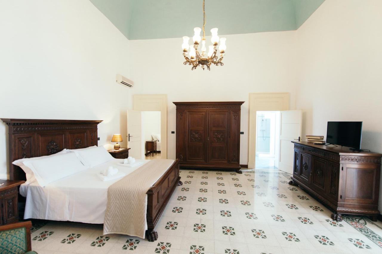 Hotel Palazzo Scarciglia Minervino di Lecce Exterior foto
