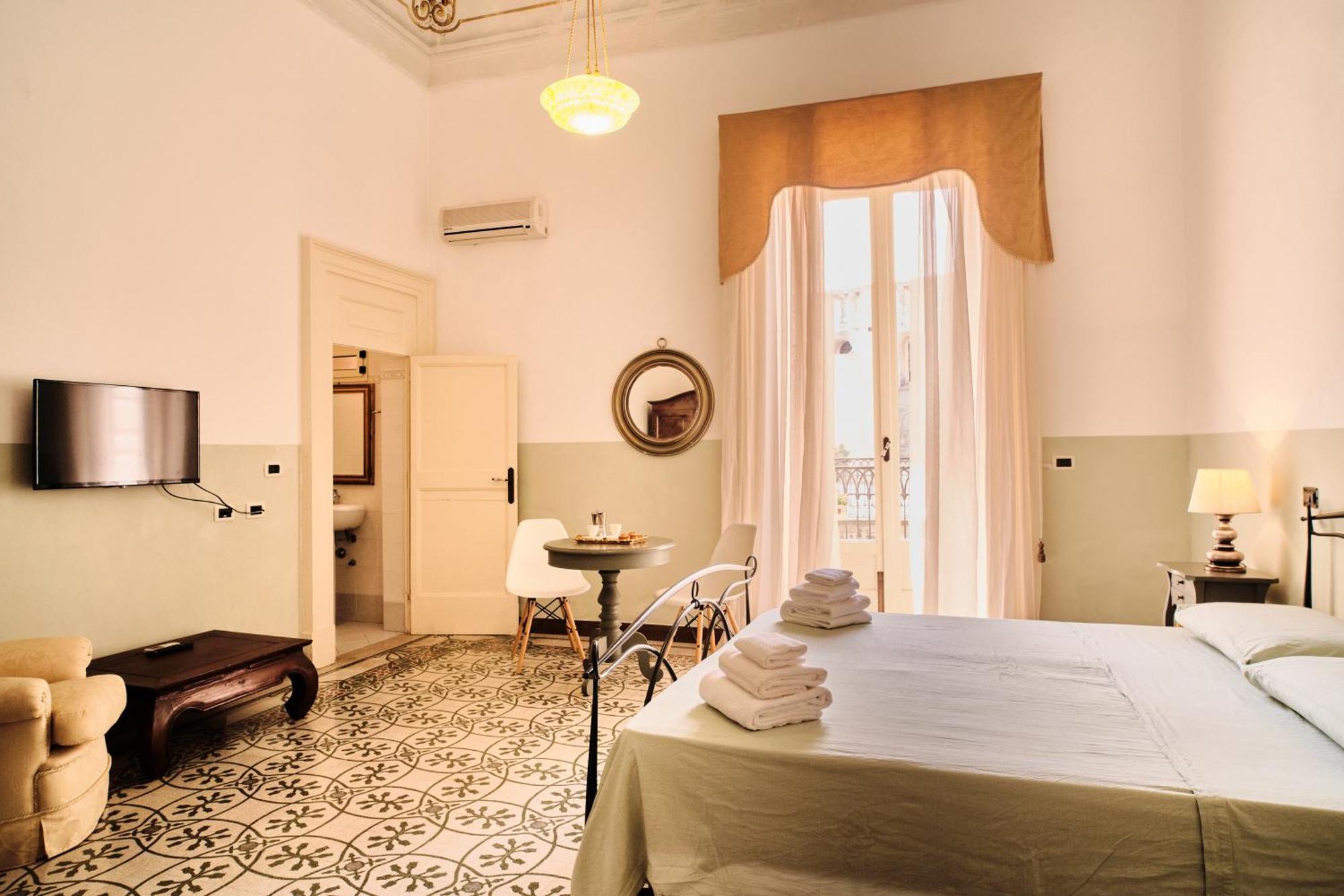Hotel Palazzo Scarciglia Minervino di Lecce Exterior foto